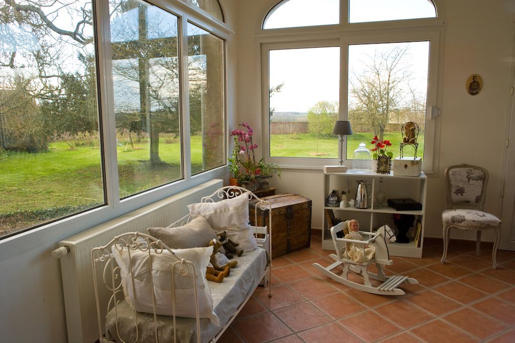Le Manoir De Crisolles Bed and Breakfast Εξωτερικό φωτογραφία