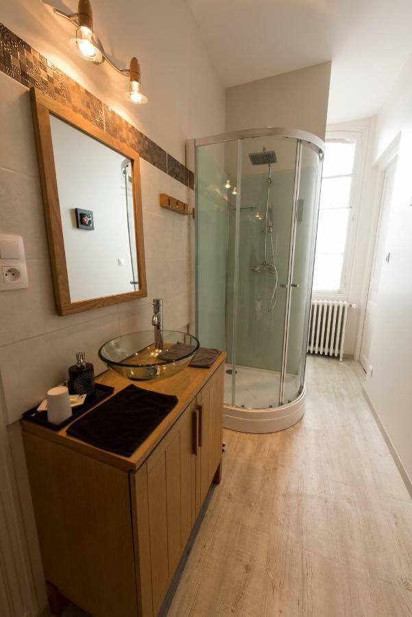 Le Manoir De Crisolles Bed and Breakfast Εξωτερικό φωτογραφία